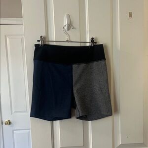 Outdoor Voices Women's Black and Gray Biker Shorts